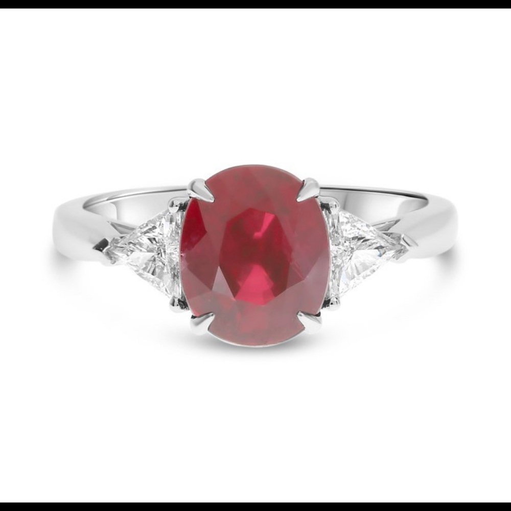 Designs Ring 💍❤️

Platinum Natural Ruby 3.00 Carats Gia 2193944891 Certified